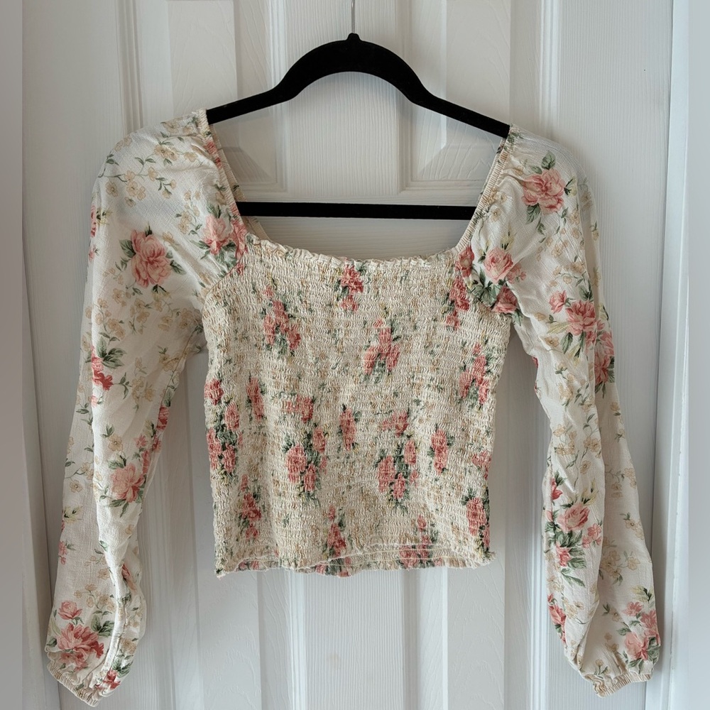 America Eagle Cropped Cream Floral Long Sleeve Top XS
